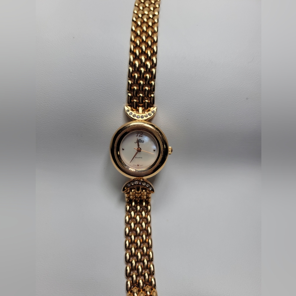 ALTO Women's Watch - Picture 8 of 16